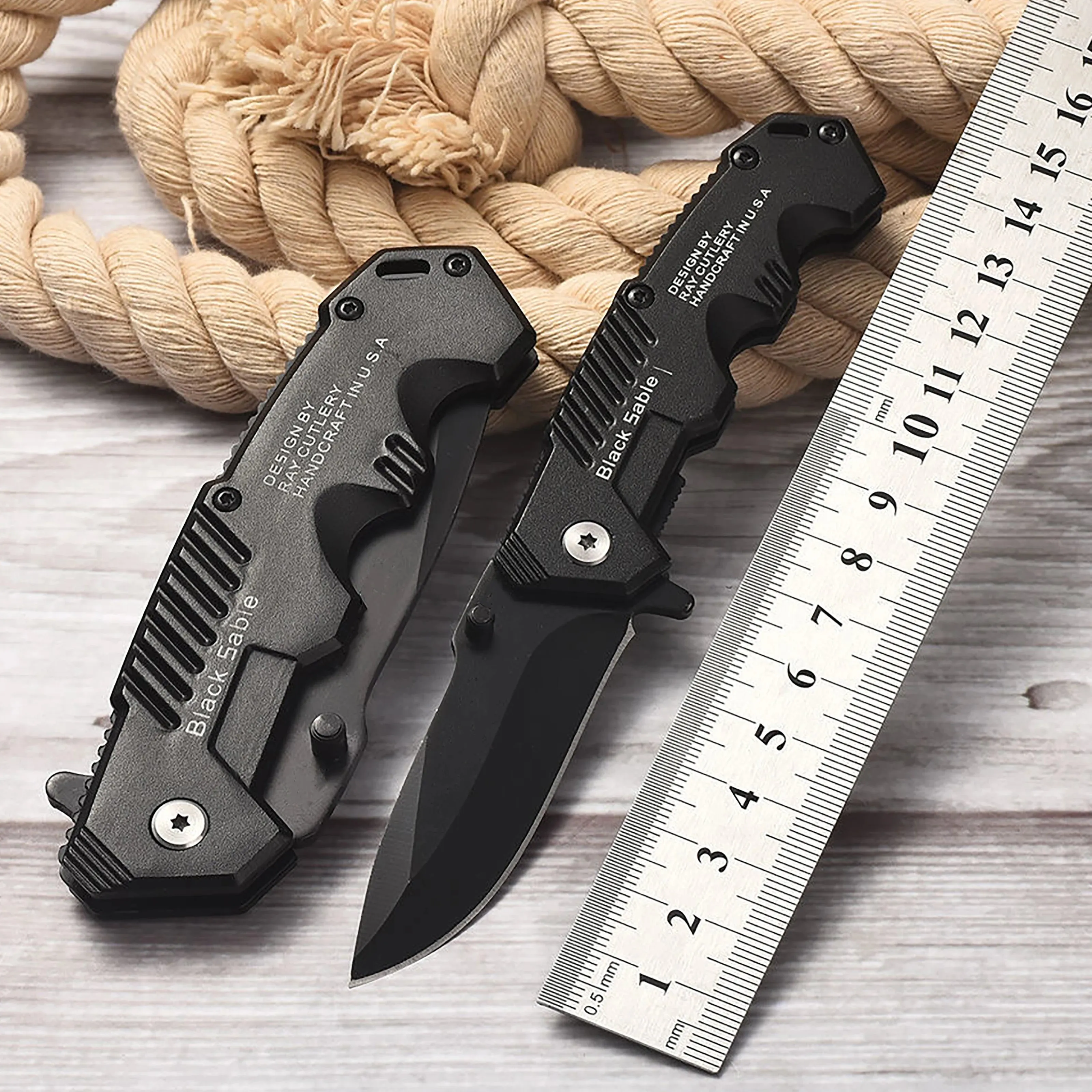 High-Hardness Folding Survival Knife