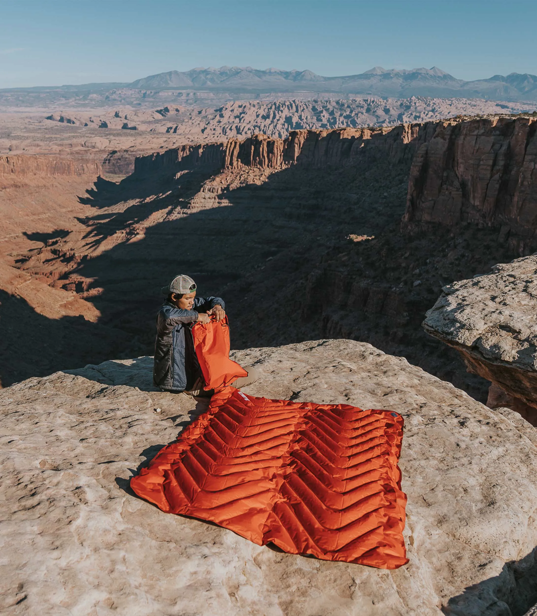 Insulated Double V™ Sleeping Pad